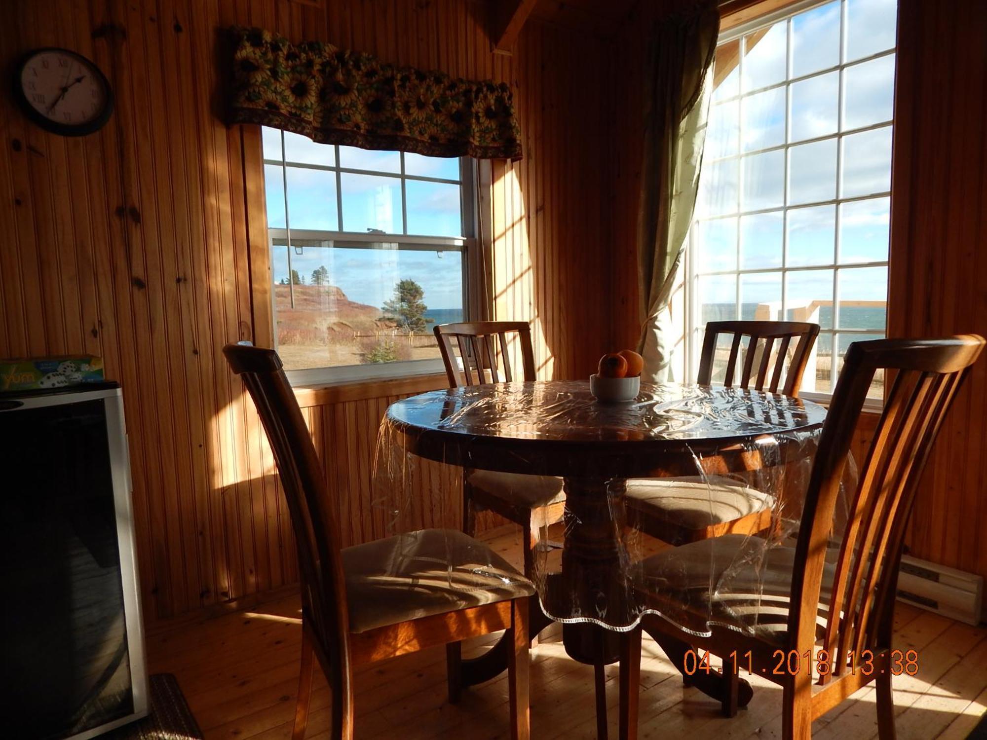 Les Chalets Brise-De-Mer Sainte-Therese-de-Gaspe Ngoại thất bức ảnh